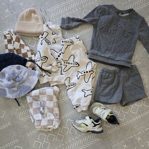 Gray Dinosaur Sweatshirt and Airplane Outfit Set